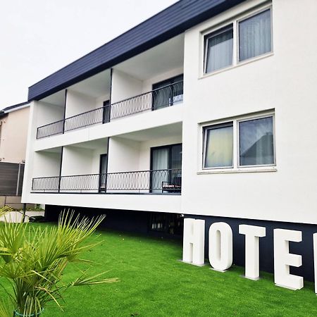 Hotel Am Kurpark Бад Вимпфен Екстериор снимка