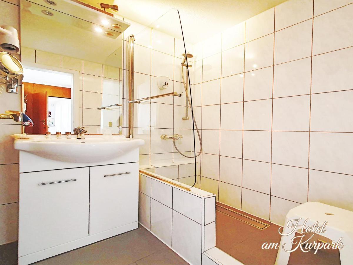 Hotel Am Kurpark Бад Вимпфен Екстериор снимка