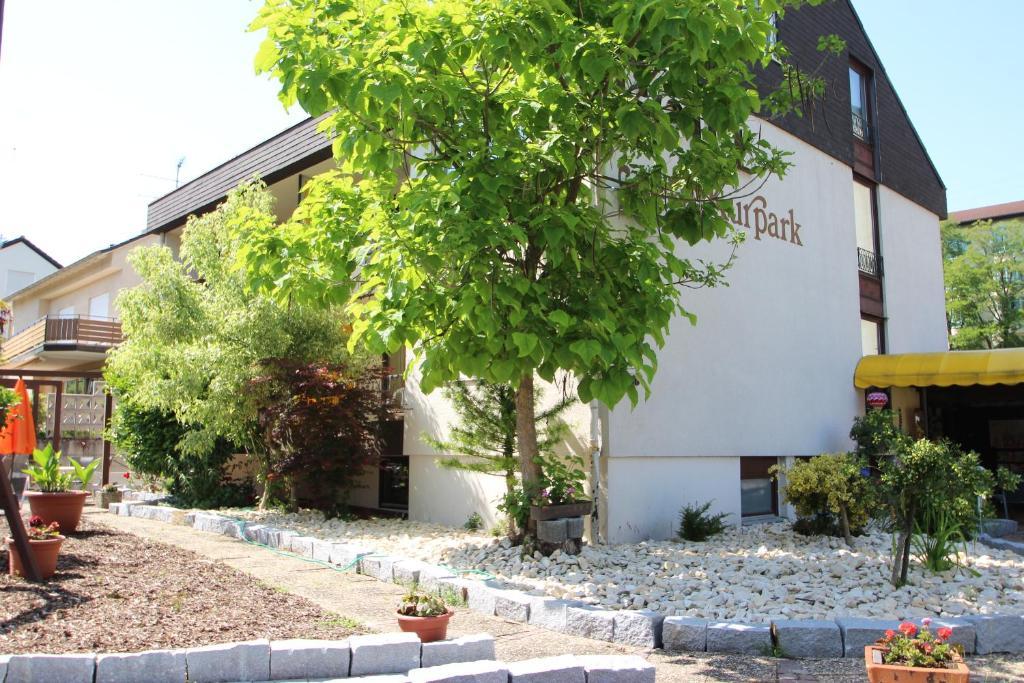 Hotel Am Kurpark Бад Вимпфен Екстериор снимка